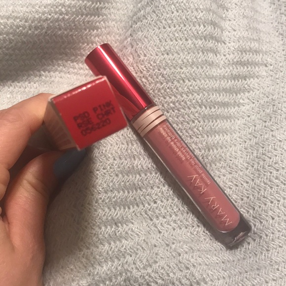 Bold Shine Lip Color - Picture 3 of 3